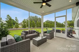 1060 Arundle Rd, Sherrills Ford, NC 28673 - Photo 2