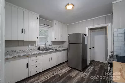 315 E 4th Avenue, Gastonia, NC 28054 - Photo 16