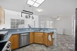 105 Lyman Oak Ct, Fort Mill, SC 29715 - Photo 8