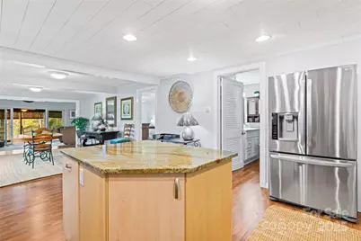 3733 Fox Valley Road, Charlotte, NC 28278 - Photo 12