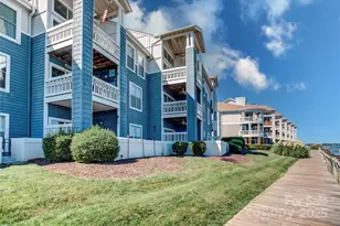 18673 Vineyard Point Ln, Cornelius, NC 28031 - Photo 2