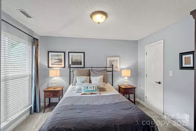 18673 Vineyard Point Lane, Cornelius, NC 28031 - Photo 8