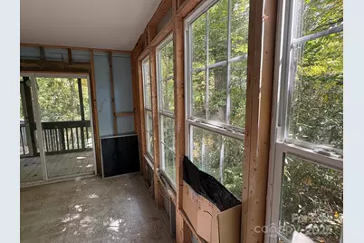 254 River Road, Newland, NC 28657 - Photo 8