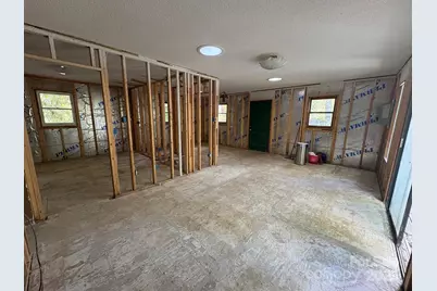 254 River Road, Newland, NC 28657 - Photo 10