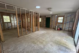 254 River Rd, Newland, NC 28657 - Photo 10