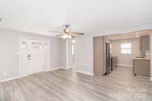 304 Bell St, Kannapolis, NC 28081 - Photo 6