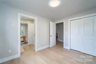 300 Pisgah View Rd, Asheville, NC 28806 - Photo 18