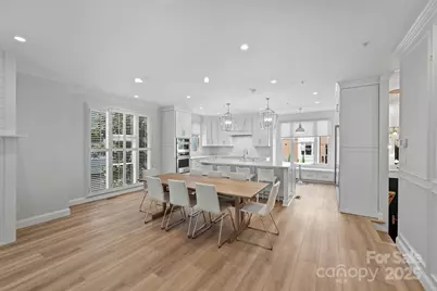 321 W 7th Street, Charlotte, NC 28202 - Photo 4