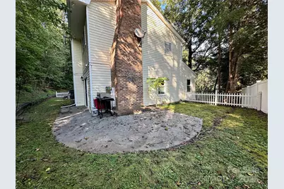 1003 Edinburg Court, Lenoir, NC 28645 - Photo 8