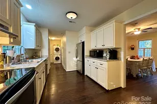 1003 Edinburg Ct, Lenoir, NC 28645 - Photo 20