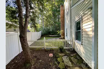 1003 Edinburg Court, Lenoir, NC 28645 - Photo 6