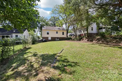 626 E 4th Avenue, Gastonia, NC 28054 - Photo 36
