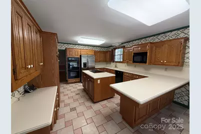 1437 Westmoreland Drive, Lancaster, SC 29720 - Photo 8