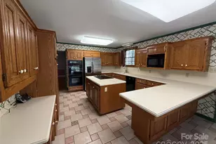 1437 Westmoreland Dr, Lancaster, SC 29720 - Photo 8