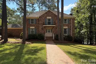 1437 Westmoreland Dr, Lancaster, SC 29720 - Photo 2