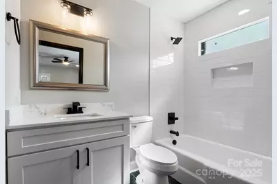 1715 Washington Avenue, Charlotte, NC 28216 - Photo 24