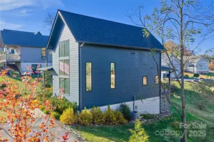 110 Timberview Dr, Swannanoa, NC 28778 - Photo 32