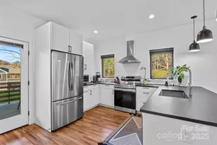 110 Timberview Dr, Swannanoa, NC 28778 - Photo 14