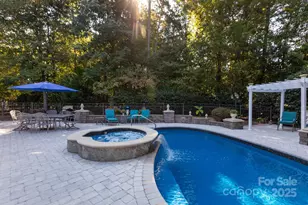 8731 Oakthorpe Dr, Charlotte, NC 28277 - Photo 42