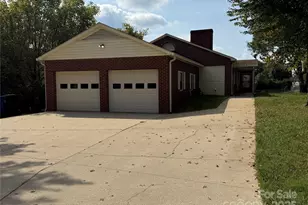 3532 16th St NE, Hickory, NC 28601 - Photo 2