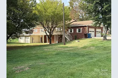 3532 16th Street NE #1, Hickory, NC 28601 - Photo 4