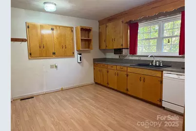 3532 16th Street NE #1, Hickory, NC 28601 - Photo 8