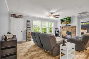 343 E Marshall Ridge Rd, Hendersonville, NC 28792 - Photo 4