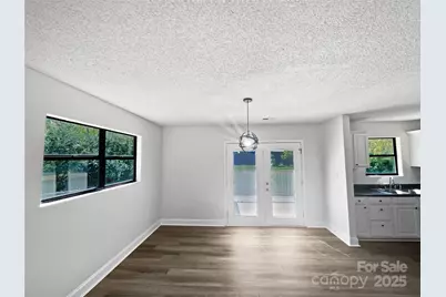 215 J Robinson Parkway, Kings Mountain, NC 28086 - Photo 4