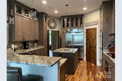 700 Bear Cliff Drive, Nebo, NC 28761 - Photo 14