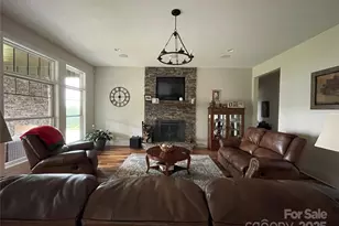 700 Bear Cliff Dr, Nebo, NC 28761 - Photo 12