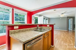 11 Grand Canyon Dr, Hendersonville, NC 28792 - Photo 8