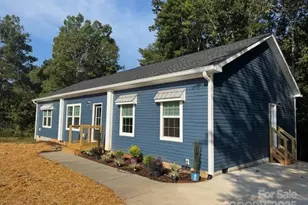 110 Sharon Ln, Connelly Springs, NC 28612 - Photo 2