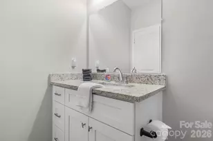 402 2nd St SW, Hickory, NC 28602 - Photo 16