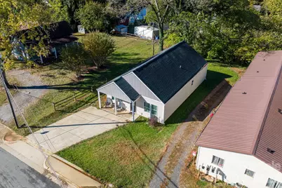 402 2nd Street SW, Hickory, NC 28602 - Photo 22