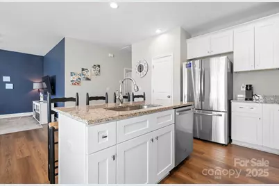 402 2nd Street SW, Hickory, NC 28602 - Photo 10