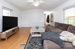 178 Keith Dr, Canton, NC 28716 - Photo 6