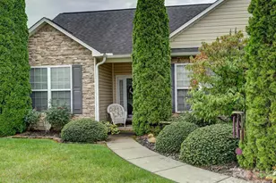 19 Pamlico Rd, Fletcher, NC 28732 - Photo 2