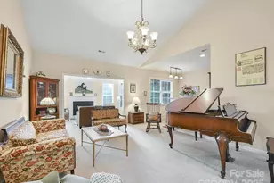 19 Pamlico Rd, Fletcher, NC 28732 - Photo 4