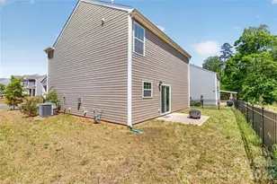219 Berrybeth Cir, China Grove, NC 28023 - Photo 4