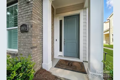 10026 Wayfair Meadow Court, Charlotte, NC 28277 - Photo 2