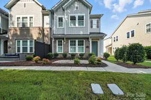 10026 Wayfair Meadow Ct, Charlotte, NC 28277 - Photo 1