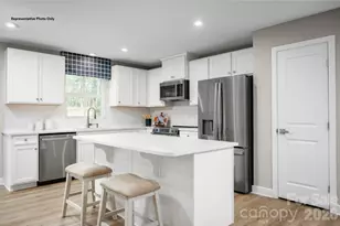 302 Maggys Wy, Pageland, SC 29728 - Photo 2