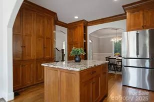 1619 Providence Rd, Charlotte, NC 28207 - Photo 10