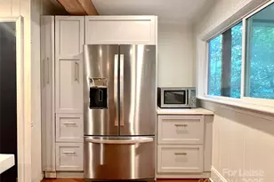 3108 Barnhill Dr, Charlotte, NC 28205 - Photo 18