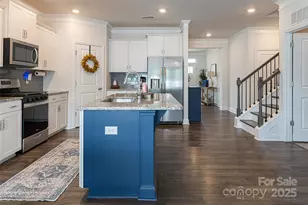 101 Fox Cove Rd, Hendersonville, NC 28792 - Photo 8