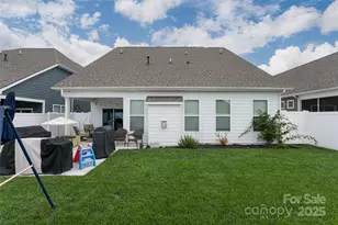 101 Fox Cove Rd, Hendersonville, NC 28792 - Photo 30