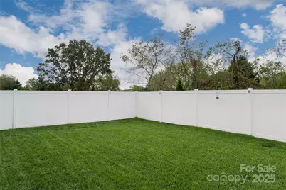 101 Fox Cove Road, Hendersonville, NC 28792 - Photo 28