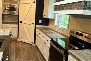 824 Dillsboro Rd, Sylva, NC 28779 - Photo 2