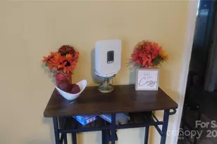 302 Hall St, York, SC 29745 - Photo 2