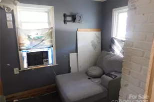 302 Hall St, York, SC 29745 - Photo 8